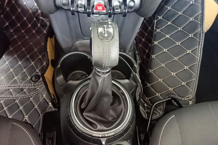 Used MINI 2014 1.5T COOPER Fun Gear Lever