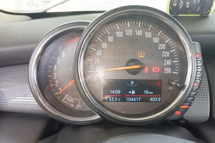 Used MINI 2014 1.5T COOPER Fun Instrument Cluster