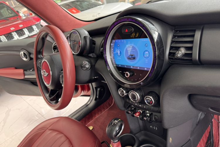 Used MINI 2014 1.2T ONE+ Interior 5