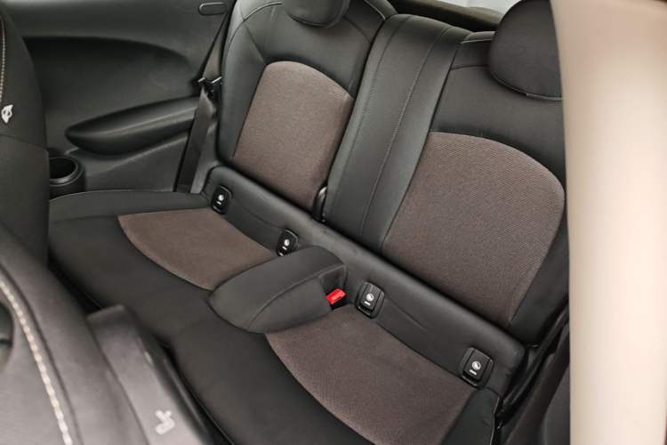 Used MINI 2014 1.2T ONE Left Rear Seat