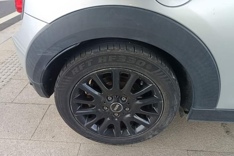 Used MINI 2014 1.5T COOPER Fun Right Rear Wheel Hub