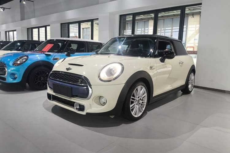Used MINI 2014 2.0T COOPER S Fun Guazi used car, China used car export, Used car for sale, Used  cars, Cheapest cars for sale