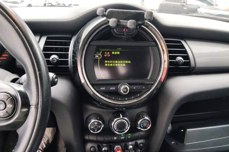 Used MINI 2014 1.5T COOPER Fun Audio And AC Panel