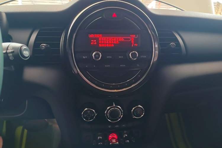 Used MINI 2014 1.2T ONE+ Audio And AC Panel