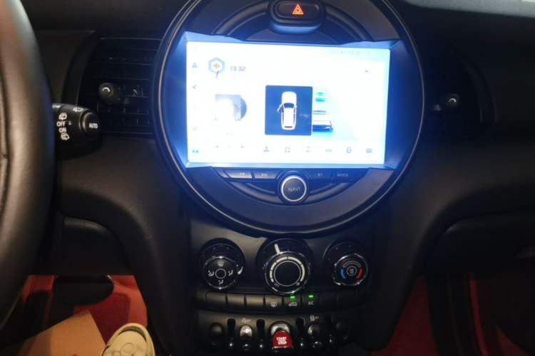 Used MINI 2014 1.2T ONE+ Audio And AC Panel