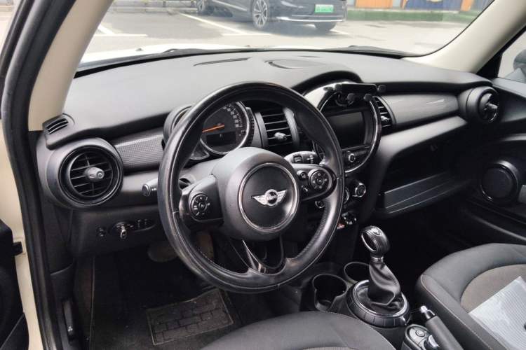 Used MINI 2014 1.5T COOPER Fun Center Console