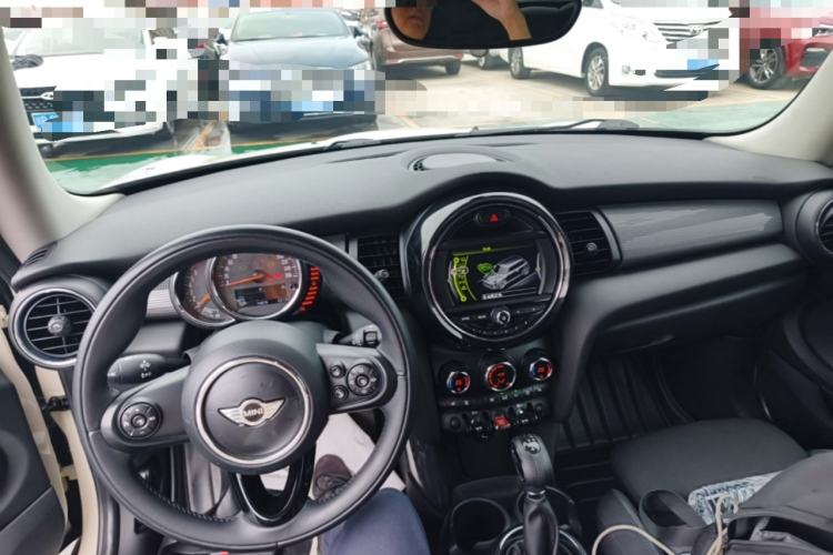 Used MINI 2014 1.5T COOPER Excitement Center Console