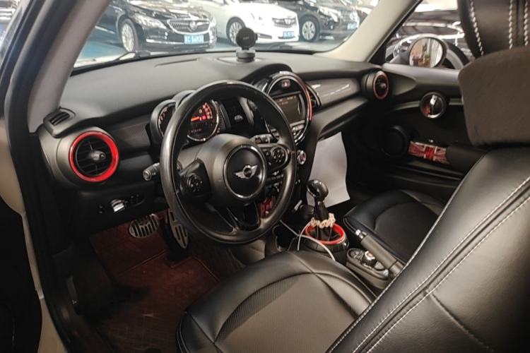 Used MINI 2014 1.5T COOPER Fun Driver Seat