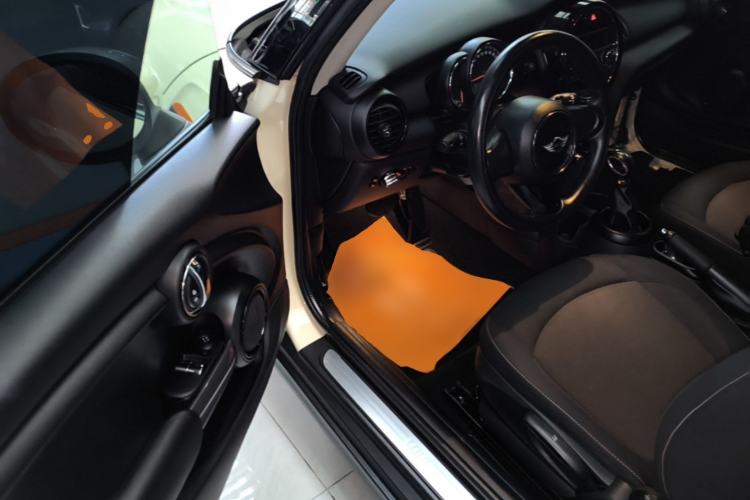 Used MINI 2014 1.2T ONE Driver Seat