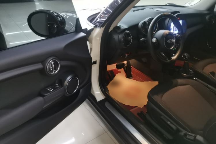 Used MINI 2014 1.2T ONE+ Driver Seat