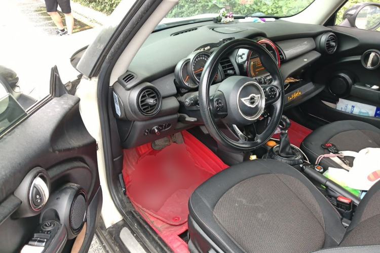 Used MINI 2014 1.5T COOPER Fun Driver Seat