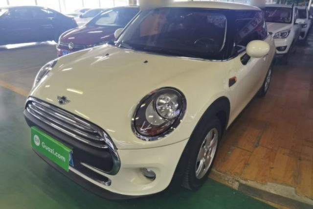 Używany MINI 2014 1.2T ONE