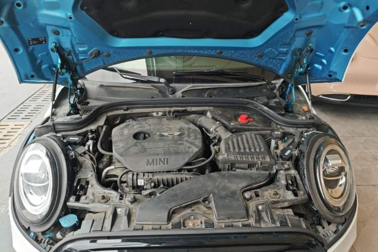 Used MINI 2014 1.5T COOPER Fun Engine Bay