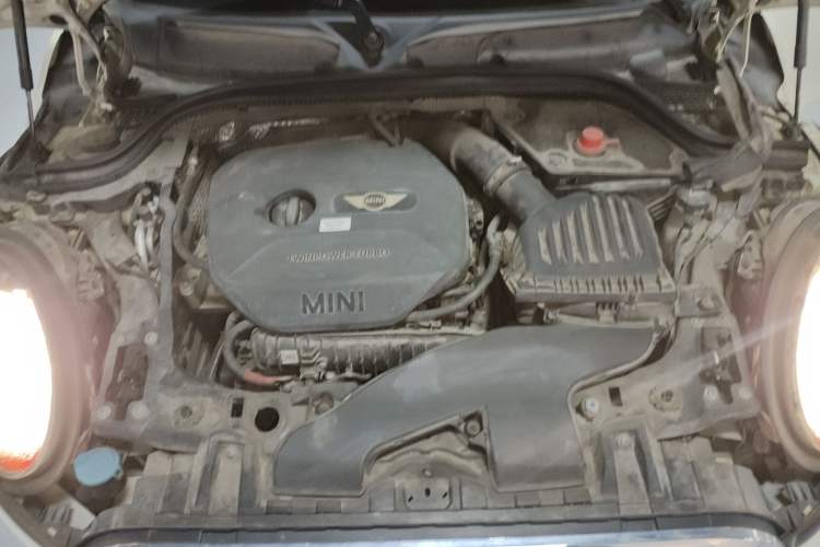 Used MINI 2014 1.2T ONE Engine Bay
