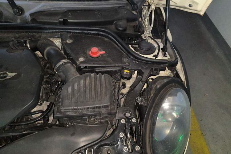 Used MINI 2014 1.5T COOPER Fun Engine Bay Left