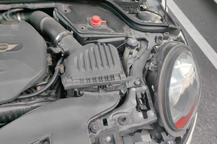 Used MINI 2014 1.5T COOPER Fun Engine Bay Left