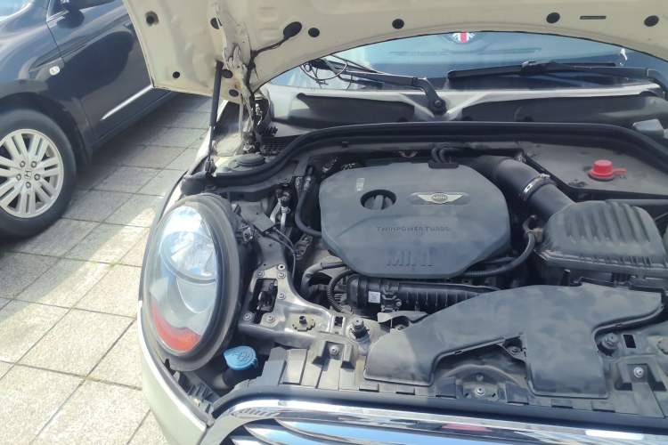 Used MINI 2014 1.2T ONE+ Engine Bay Right
