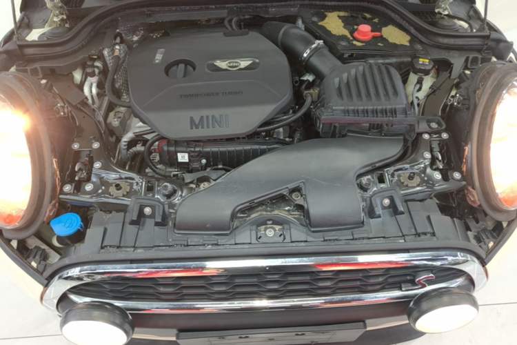 Used MINI 2014 1.2T ONE+ Engine Bay