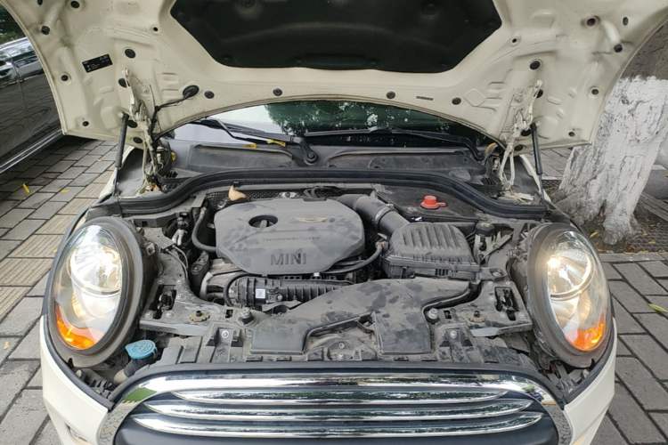 Used MINI 2014 1.2T ONE Engine Bay