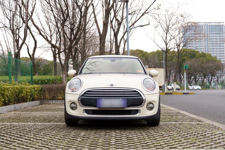 Used MINI 2014 1.2T ONE+ Exterior 1