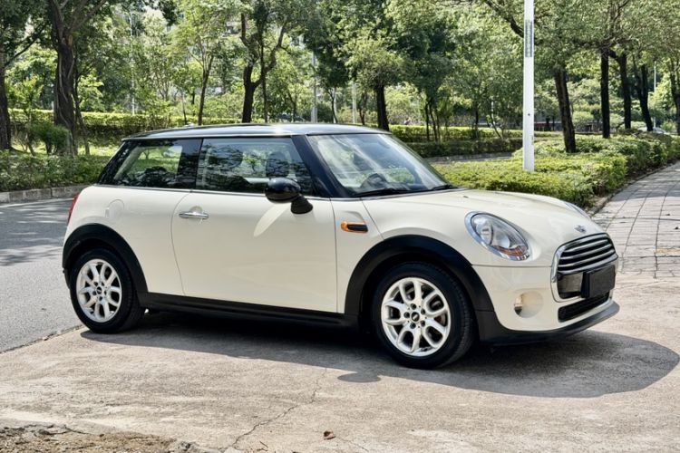 Used MINI 2014 1.5T COOPER Fun Exterior 1
