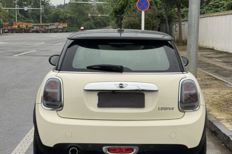 Used MINI 2014 1.5T COOPER Excitement Exterior 2