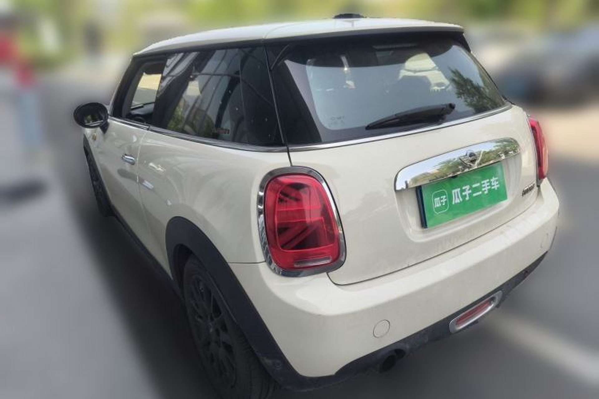 Used MINI 2014 1.2T ONE+ Exterior 2