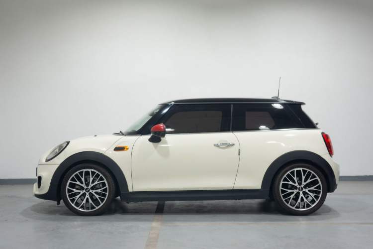 Used MINI 2014 1.5T COOPER Fun Exterior 2