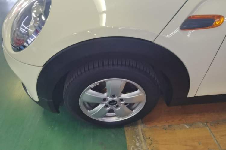 Used MINI 2014 1.2T ONE Exterior 4