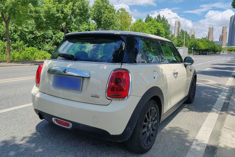 Used MINI 2014 1.2T ONE+ Exterior 5