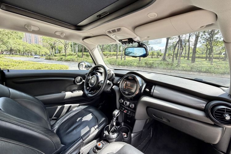 Used MINI 2014 1.5T COOPER Fun Exterior 6