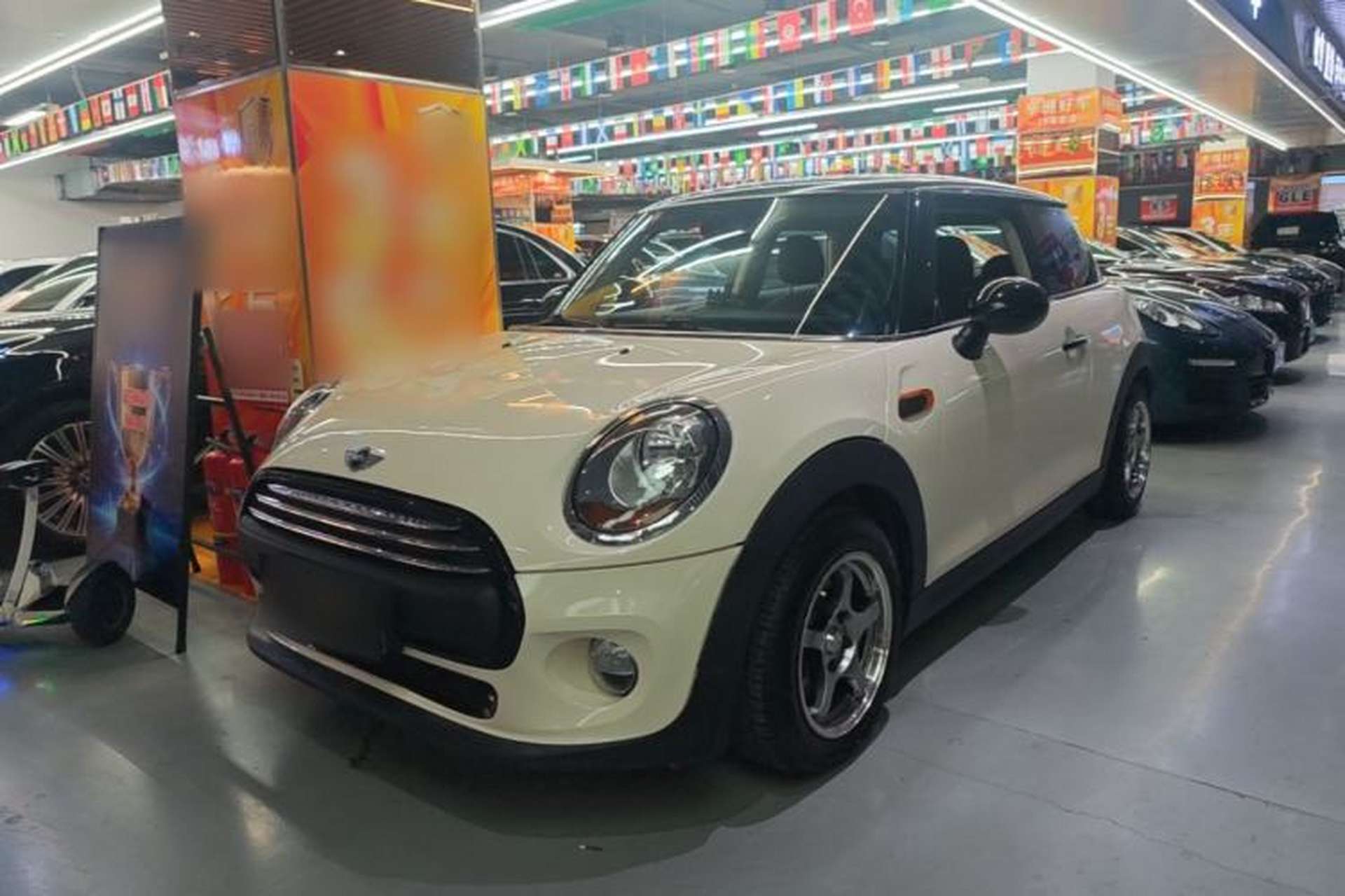 Used MINI 2014 1.2T ONE Front Left 45 Deg