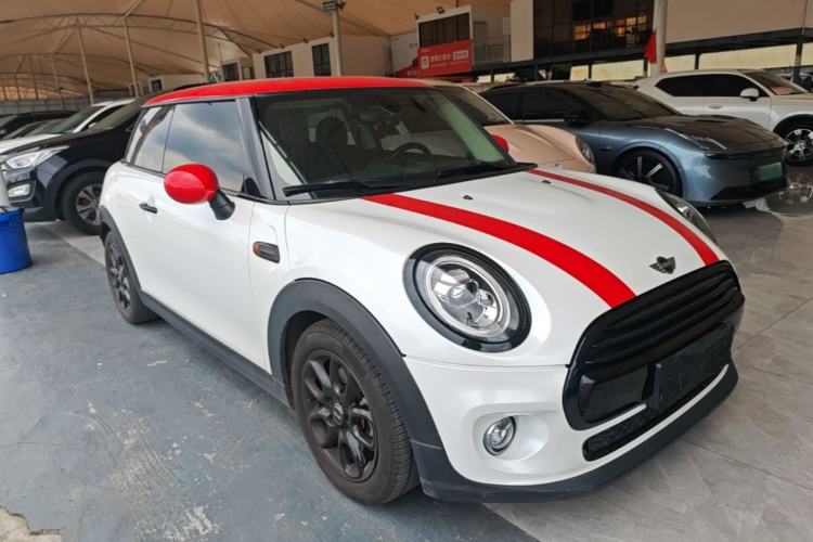 Used MINI 2014 1.5T COOPER Fun Front Right 45 Deg