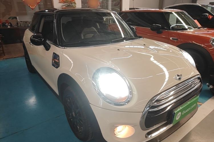Used MINI 2014 1.5T COOPER Fun Front Right 45 Deg