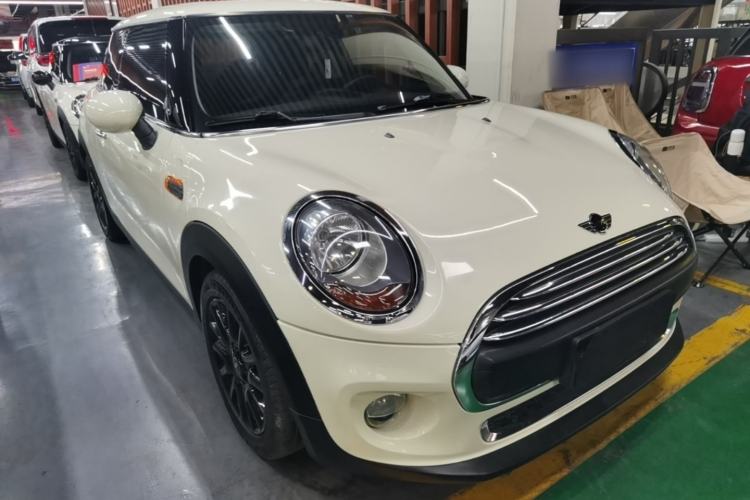 Used MINI 2014 1.2T ONE+ Front Right 45 Deg