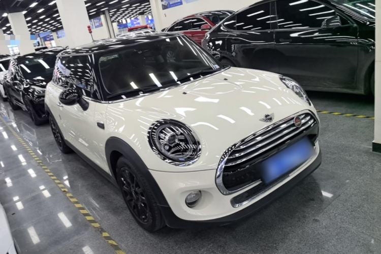 Used MINI 2014 1.5T COOPER Fun Front Right 45 Deg