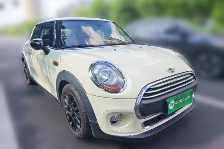 Used MINI 2014 1.2T ONE+ Front Right 45 Deg