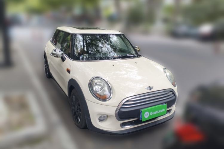 Used MINI 2014 1.2T ONE+ Front Right 45 Deg