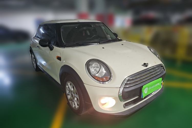 Used MINI 2014 1.2T ONE+ Front Right 45 Deg