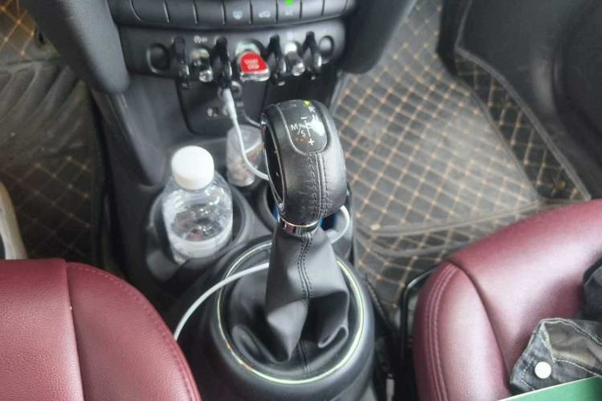 Used MINI 2014 1.2T ONE+ Gear Lever
