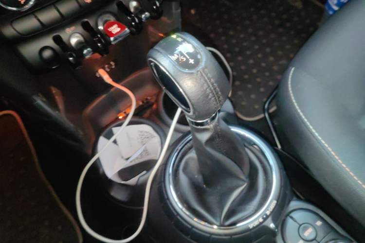 Used MINI 2014 1.5T COOPER Fun Gear Lever