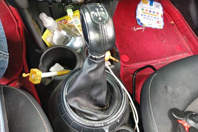 Used MINI 2014 1.5T COOPER Fun Gear Lever