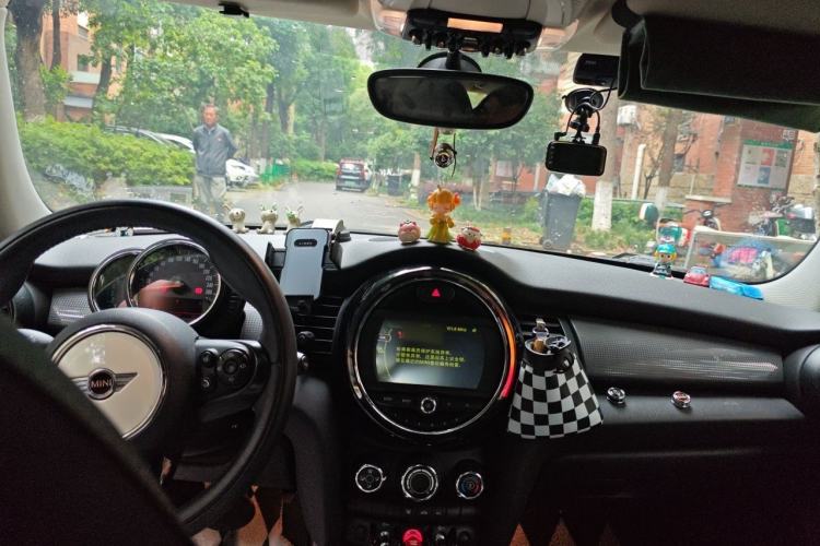 Used MINI 2014 1.5T COOPER Fun Headliner