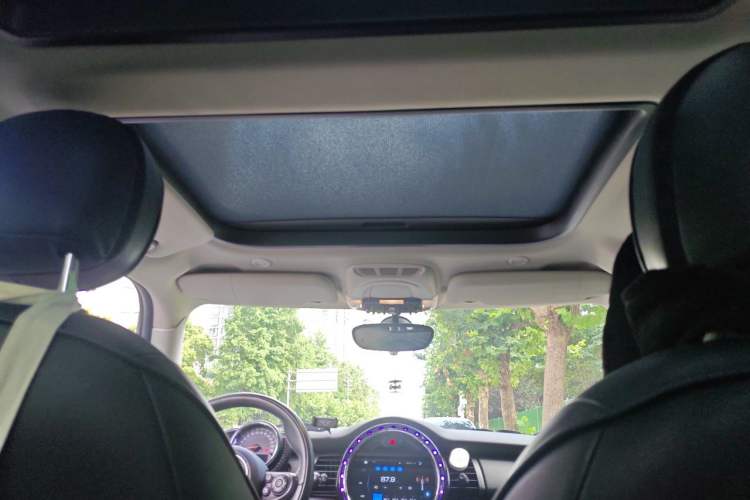 Used MINI 2014 1.2T ONE+ Headliner