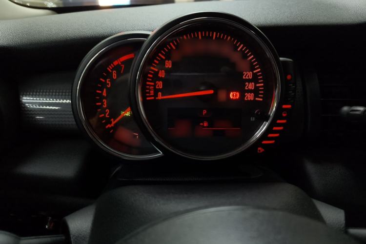 Used MINI 2014 1.5T COOPER Fun Instrument Cluster