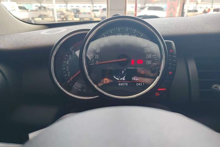 Used MINI 2014 1.2T ONE+ Instrument Cluster