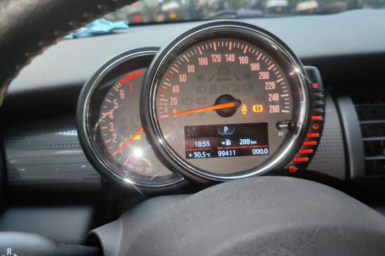 Used MINI 2014 1.5T COOPER Fun Instrument Cluster