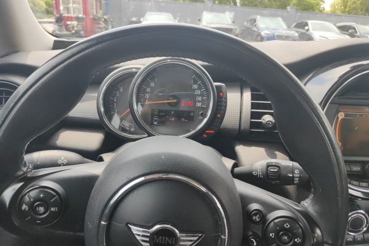 Used MINI 2014 1.5T COOPER Fun Instrument Cluster