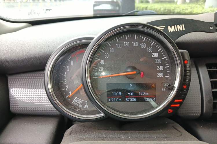 Used MINI 2014 1.5T COOPER Fun Instrument Cluster