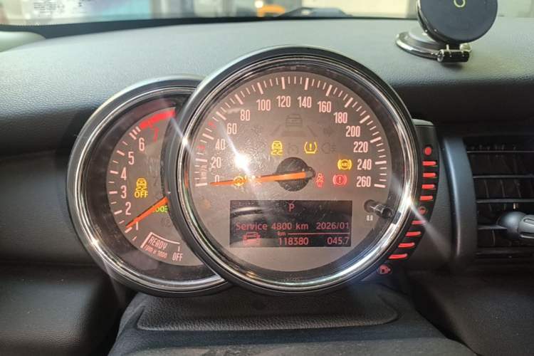 Used MINI 2014 1.2T ONE Instrument Cluster